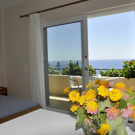 Pelagos Agios Gordios Apartmán *